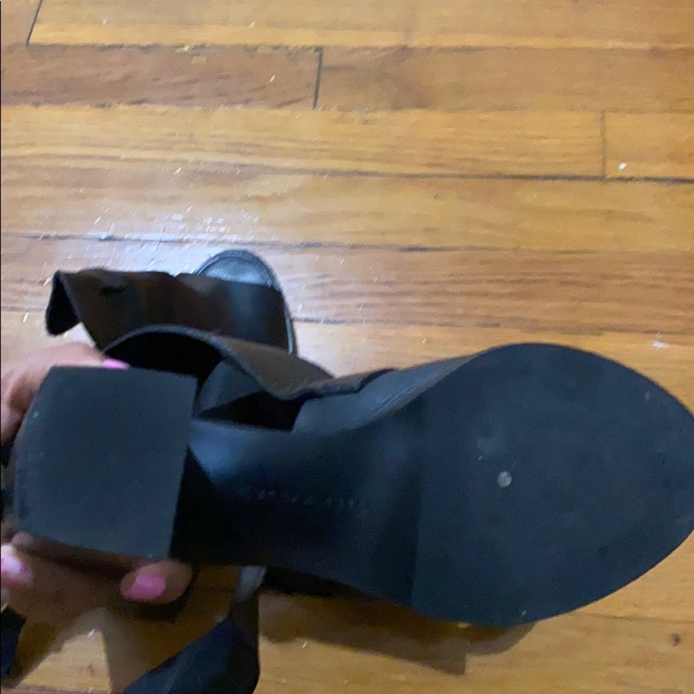 Shoes - Picture 3 of 5